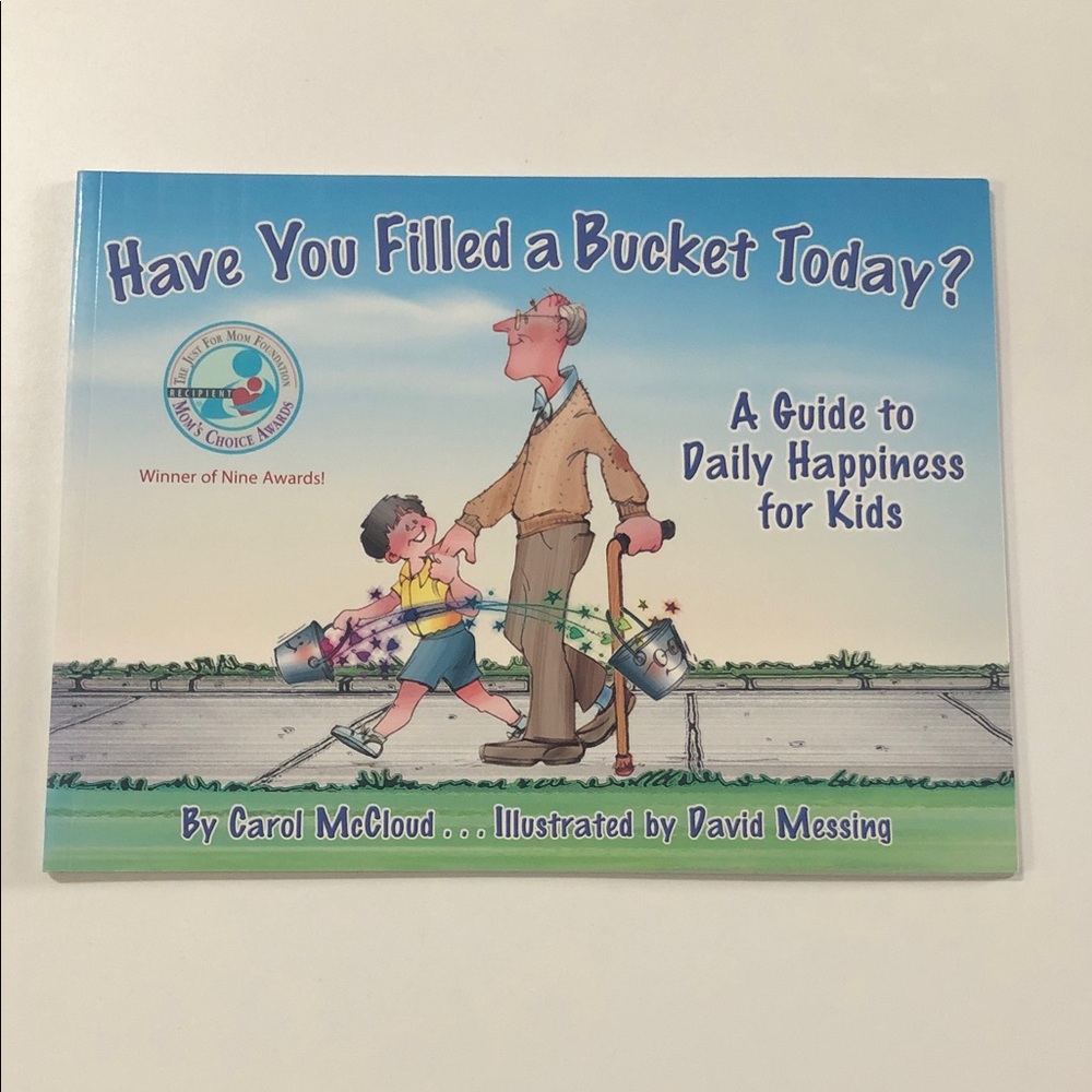 📚5 for $25📚- Have You Filled a Bucket Today?